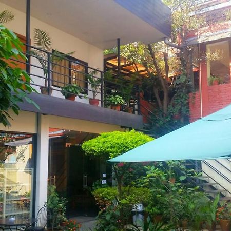 Hostel Milarepa Kathmandu Esterno foto